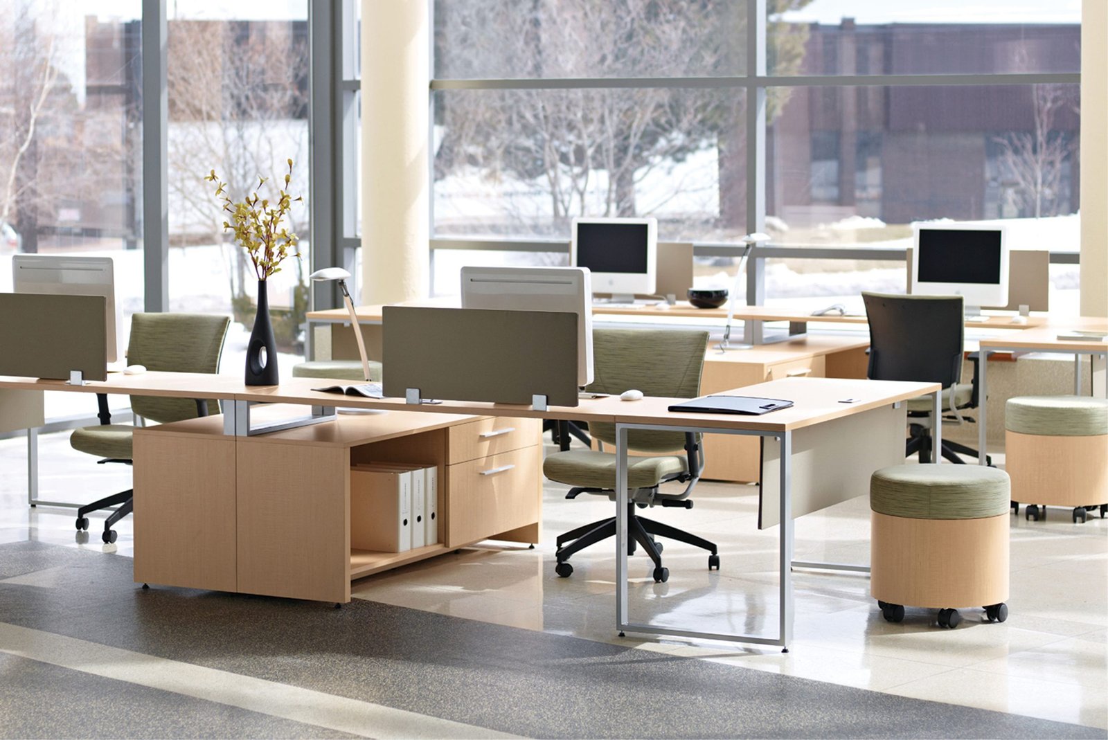 Office Chairs & Workstation Furniture for Professional Environments in Bangalore